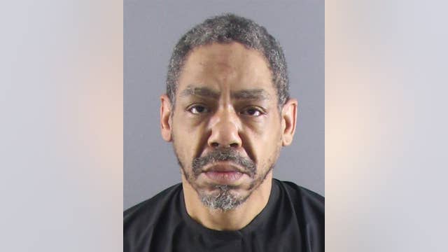 Suspect shoots, injures Illinois deputy during traffic stop, police say