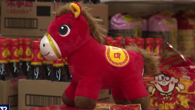 Lunar New Year celebrations begin in Chinatown