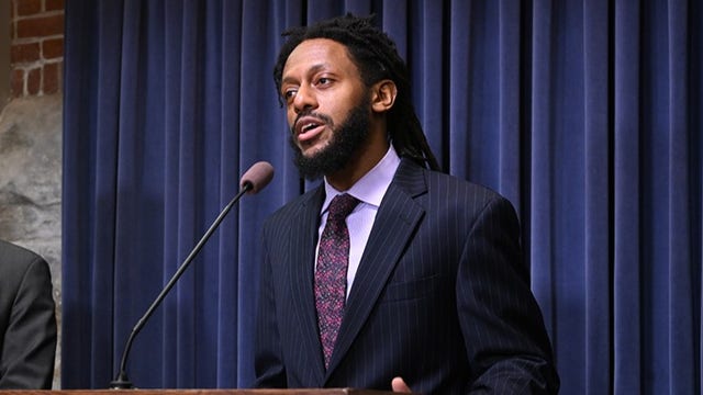 Police called on Black Illinois congressional candidate while he was canvassing