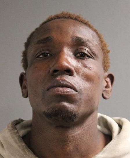 Man charged in attempted sexual assault of woman near downtown Chicago parking garage