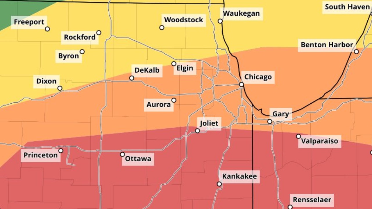 Live updates: Tornadoes, large hail possible as severe weather threat ramps up in Chicago area