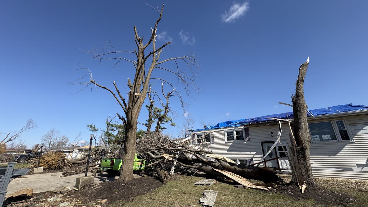 Gov. Pritzker tours damage around Kankakee, Aroma Park