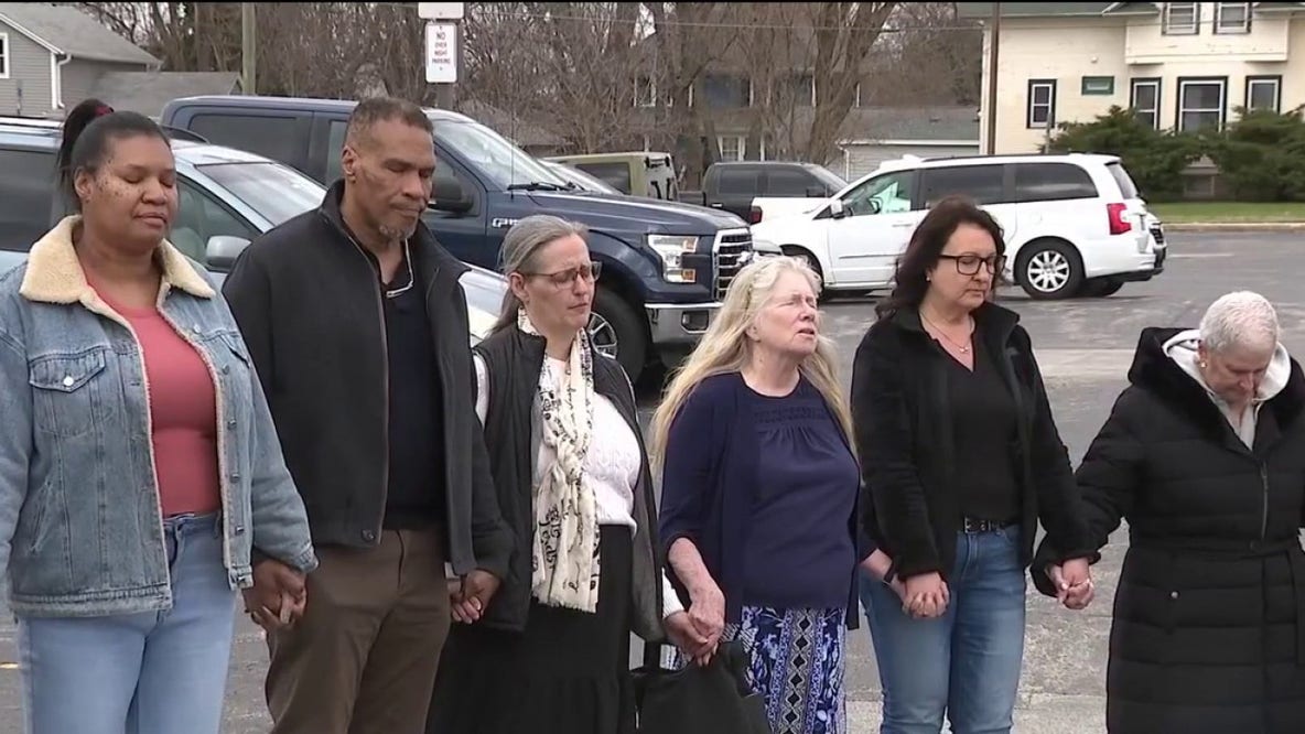 Community gathers in prayer after series of deadly incidents in Southern Will County