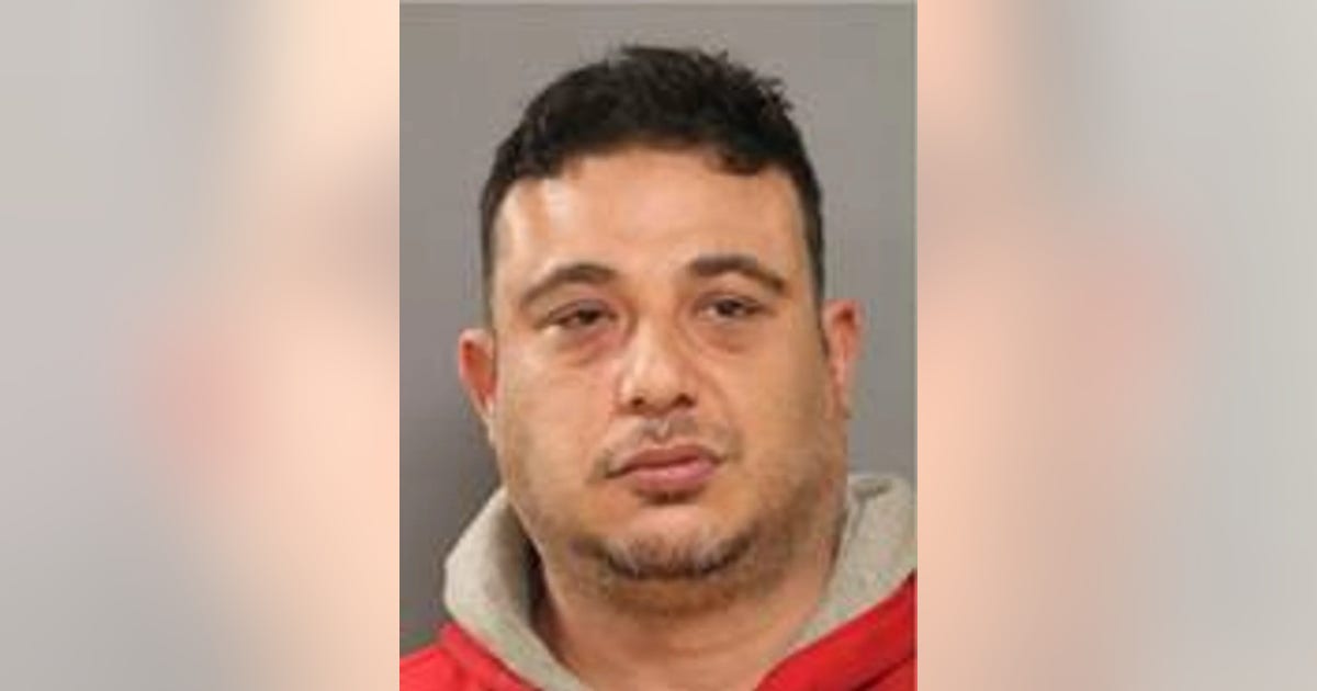 Chicago-area tow truck driver charged in stolen vehicle scrapping ...