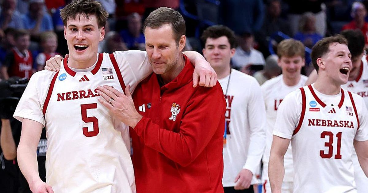 Fred Hoiberg makes history: Ex-Bulls coach leads Nebraska to its first NCAA Tournament win