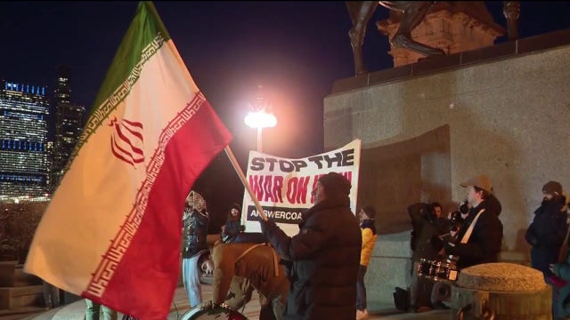 Chicago protesters vow continued demonstrations against war in Iran
