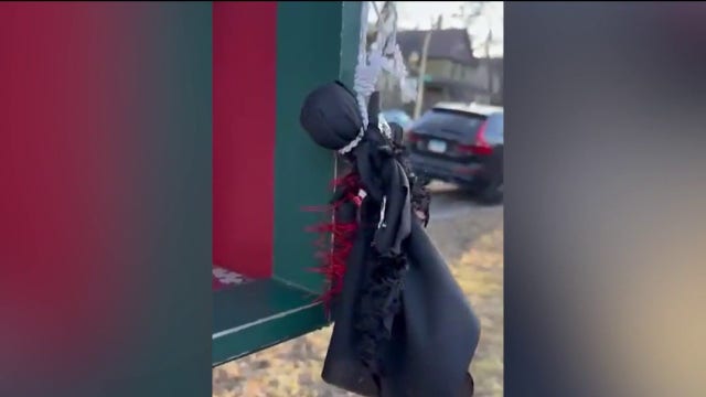 Figure hanging from noose found on Chicago little free library box