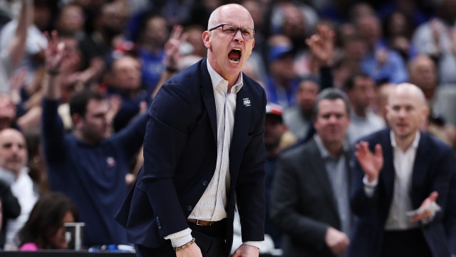 Illinois faces more than UConn — Hurley’s volatility is part of the test: Telander