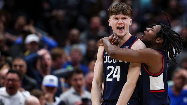 Mullins Madness! Freshman's 35-footer gives UConn a 73-72 win over Duke and a Final Four spot