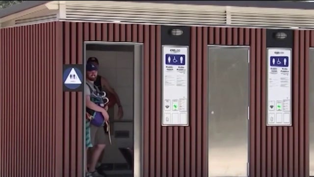 Wicker Park to get Chicago’s first self-cleaning public restroom