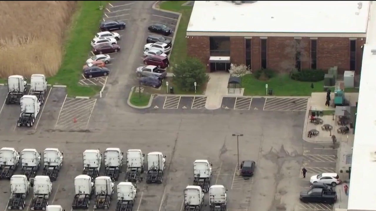 Elmhurst trucking company faces lawsuit alleging underpaid drivers, safety violations