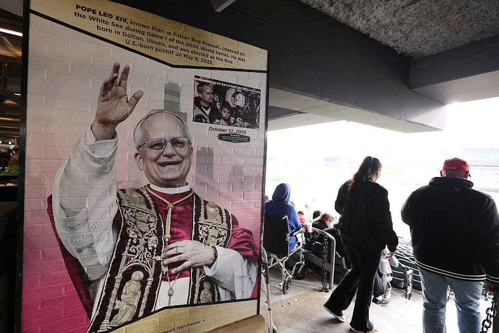 Chicago White Sox expand plans for giveaway of Pope Leo-themed hats