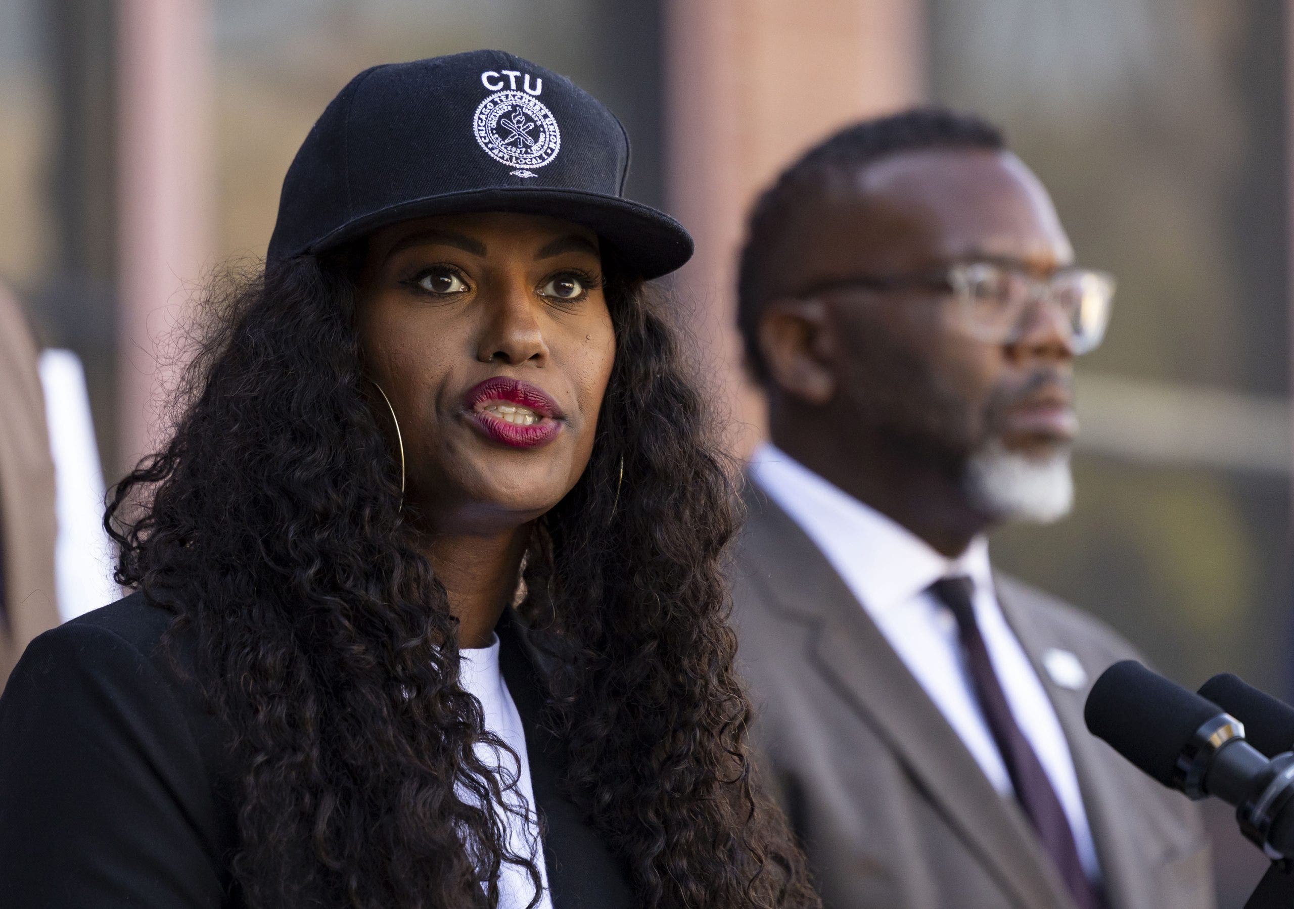 Illinois teachers union weighs in on Bears stadium debate