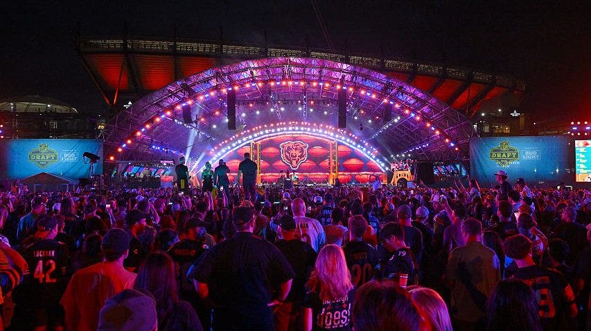 Grading the Chicago Bears 2026 NFL Draft Class, from Thieneman to van den Berg