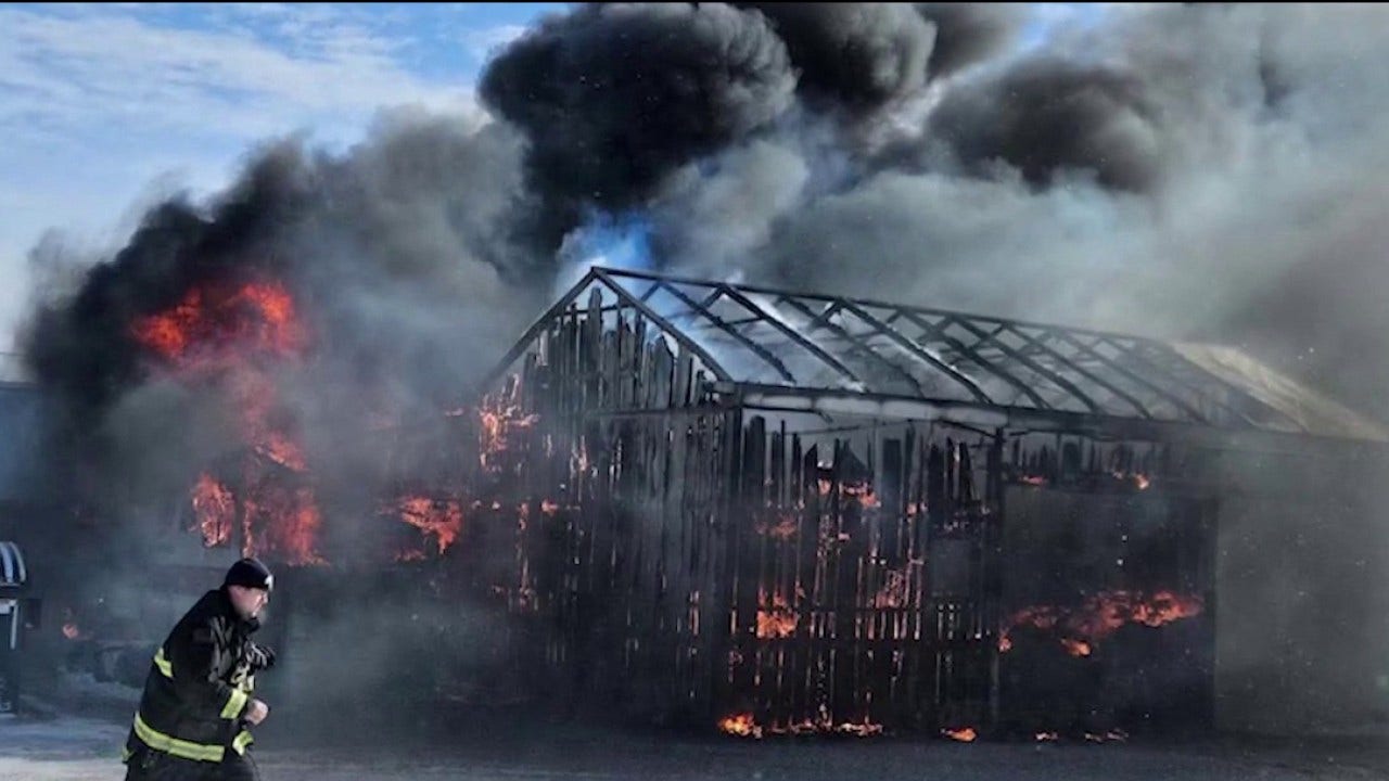 After losing everything in fire, Grant Park food truck serves again
