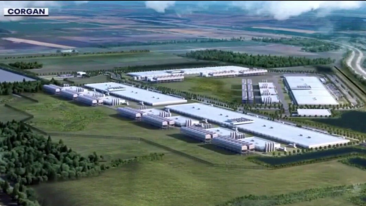 Illinois voters back plan to shift data center energy costs, poll finds