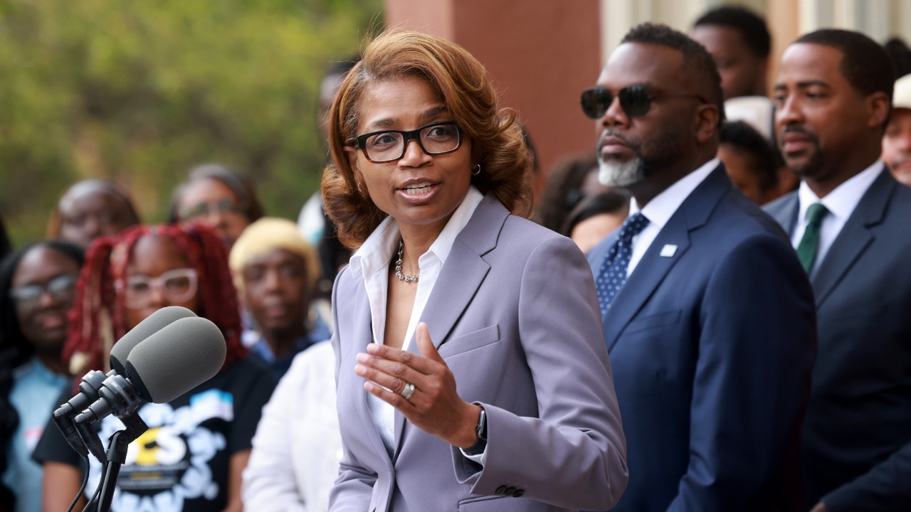 CPS parents push back on May 1 civic action plan: 'Our children should not be used as political pawns'