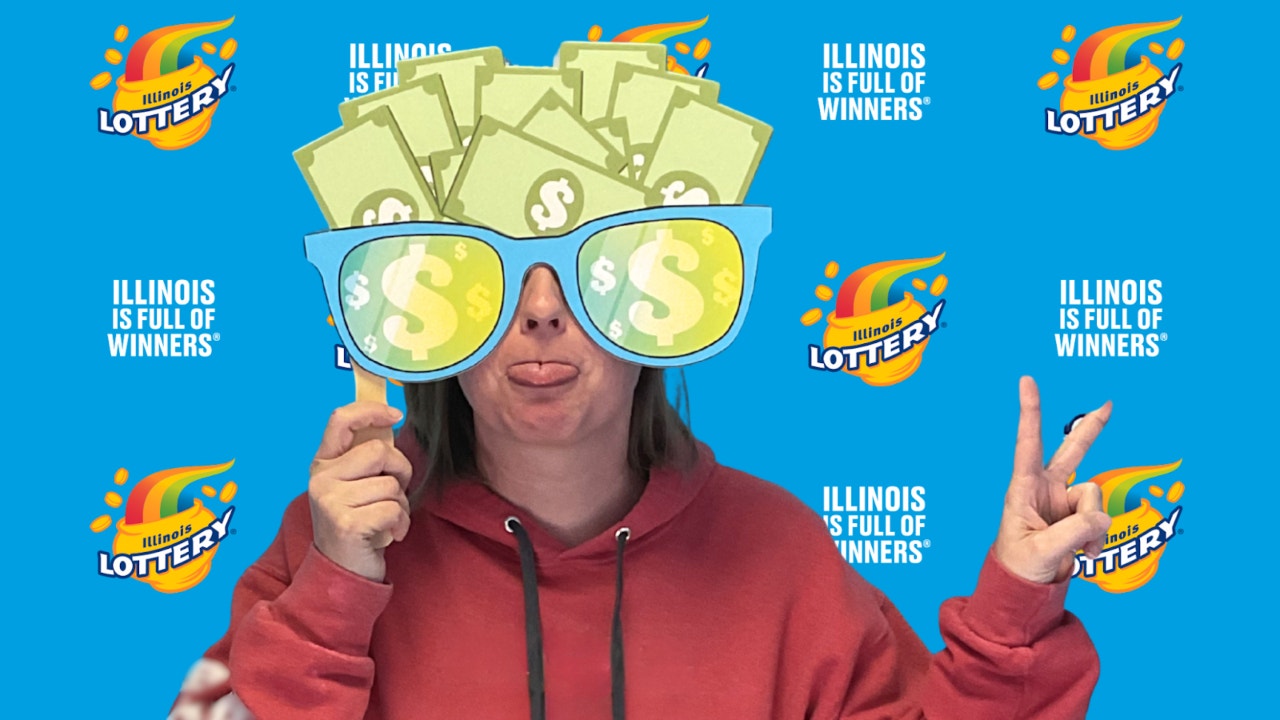 'Play these numbers': Illinois woman takes mother's advice, wins $1M lottery jackpot