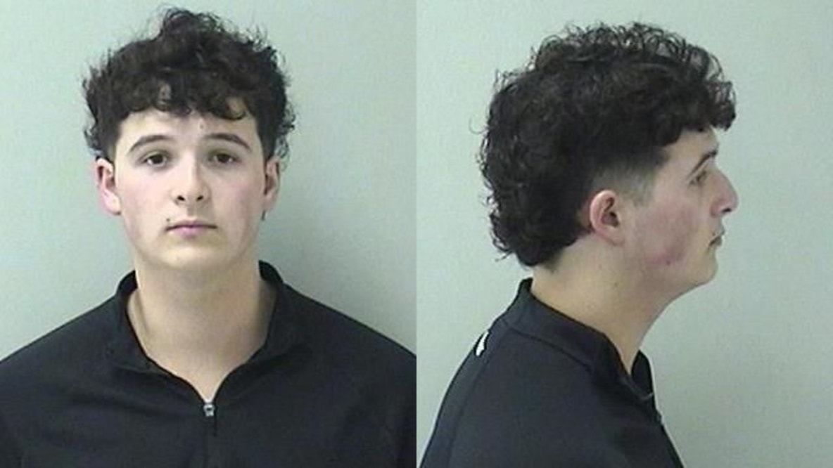 Suburban Chicago man charged in crash that killed married couple