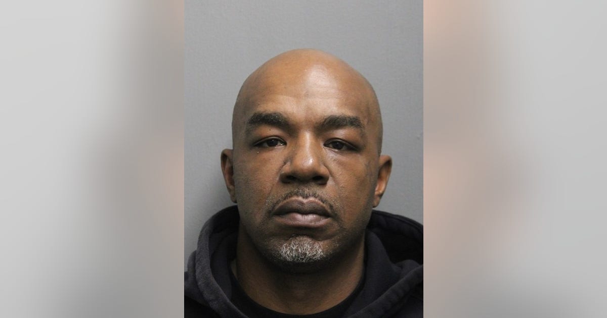 Chicago man charged in armed robbery on SW Side | FOX 32 Chicago