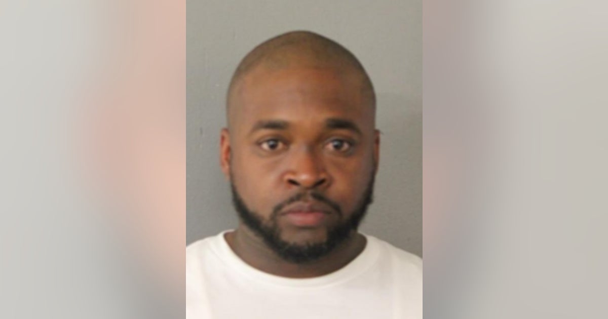 Chicago man arrested 3 months after person robbed at gunpoint on South ...