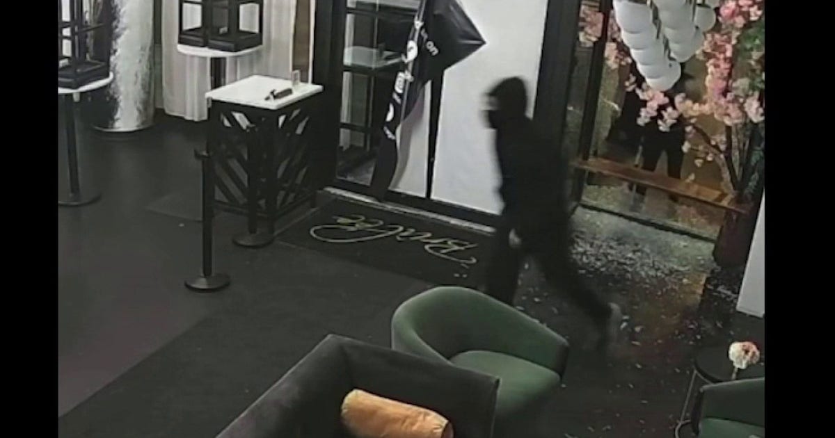 Chicago South Loop restaurant broken into, cash register stolen: 'Just ...