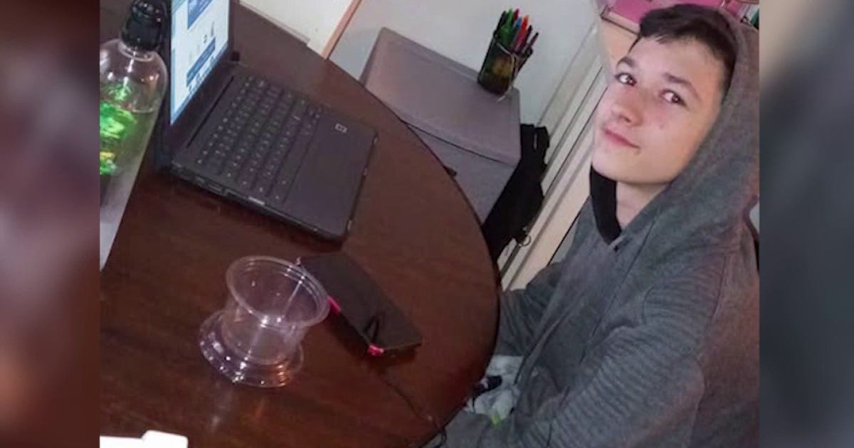 Illinois teen stabbing case returns to court this week