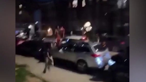 Chicago mayor warns of teen takeovers on city's South Side