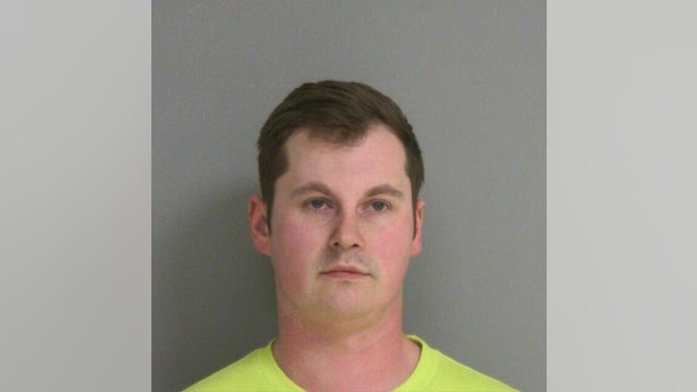 Illinois man accused of enticing minor, providing alcohol for sex: officials