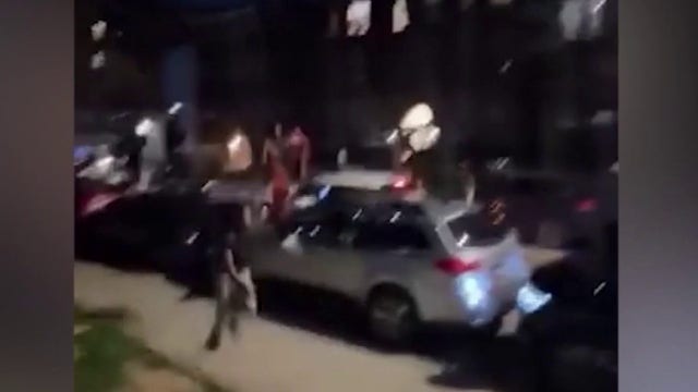 Chicago mayor warns of teen takeovers on city's South Side