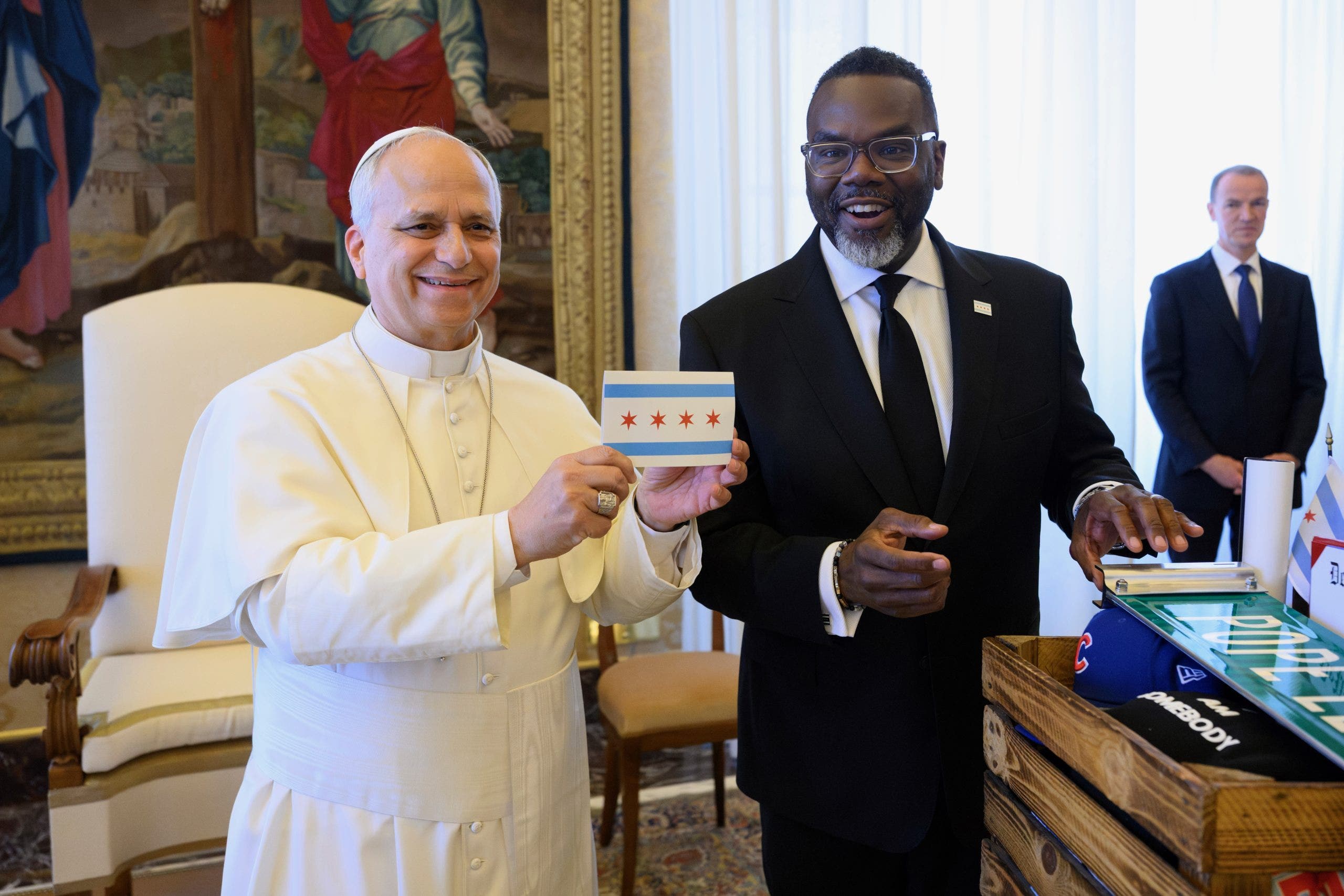 Johnson invites Pope Leo to Chicago, gifts him local gear and more | See the full list