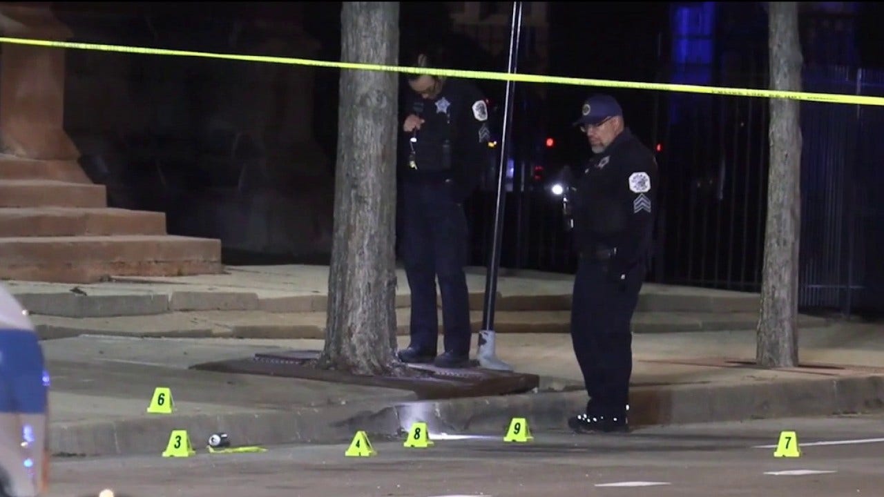 Shootout with Chicago police leaves suspect seriously wounded on South Side