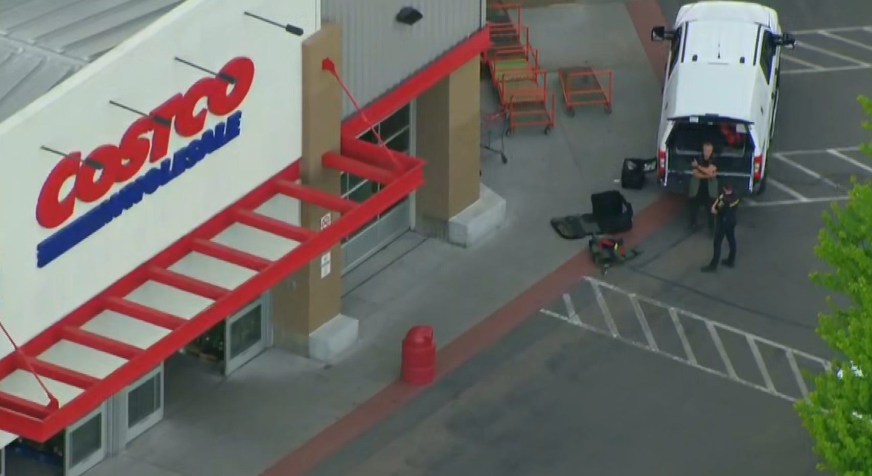 Public urged to avoid Costco in Chicago’s northwest suburbs as police investigate