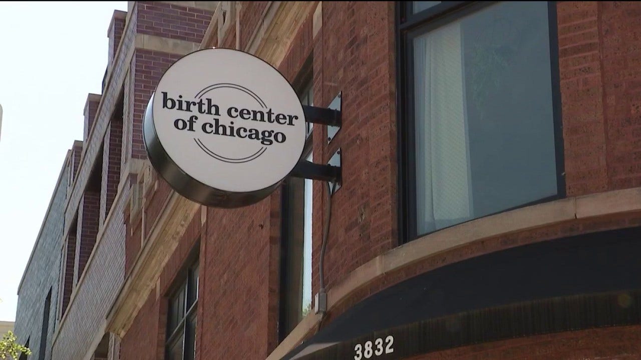 Employees claim missed paychecks after sudden closure of Chicago Birth Center