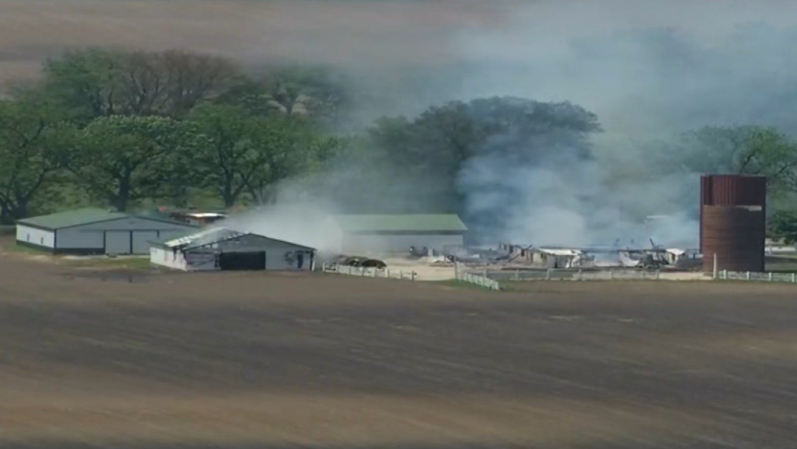 Residents urged to avoid area of active fire in Chicago’s northwest suburbs