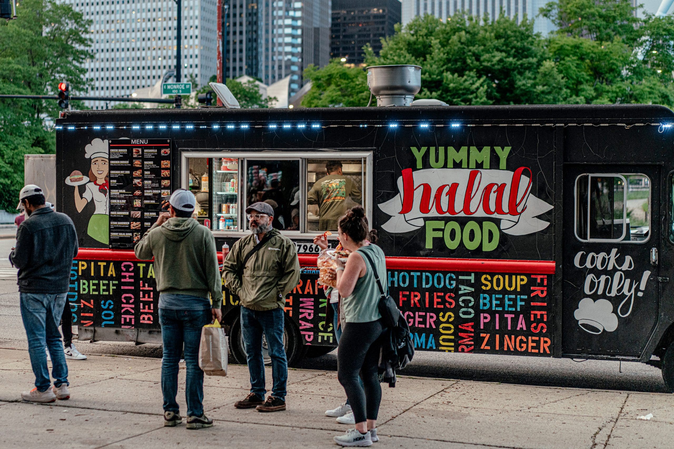 Food Truck Fridays return to Chicago’s Daley Plaza this week