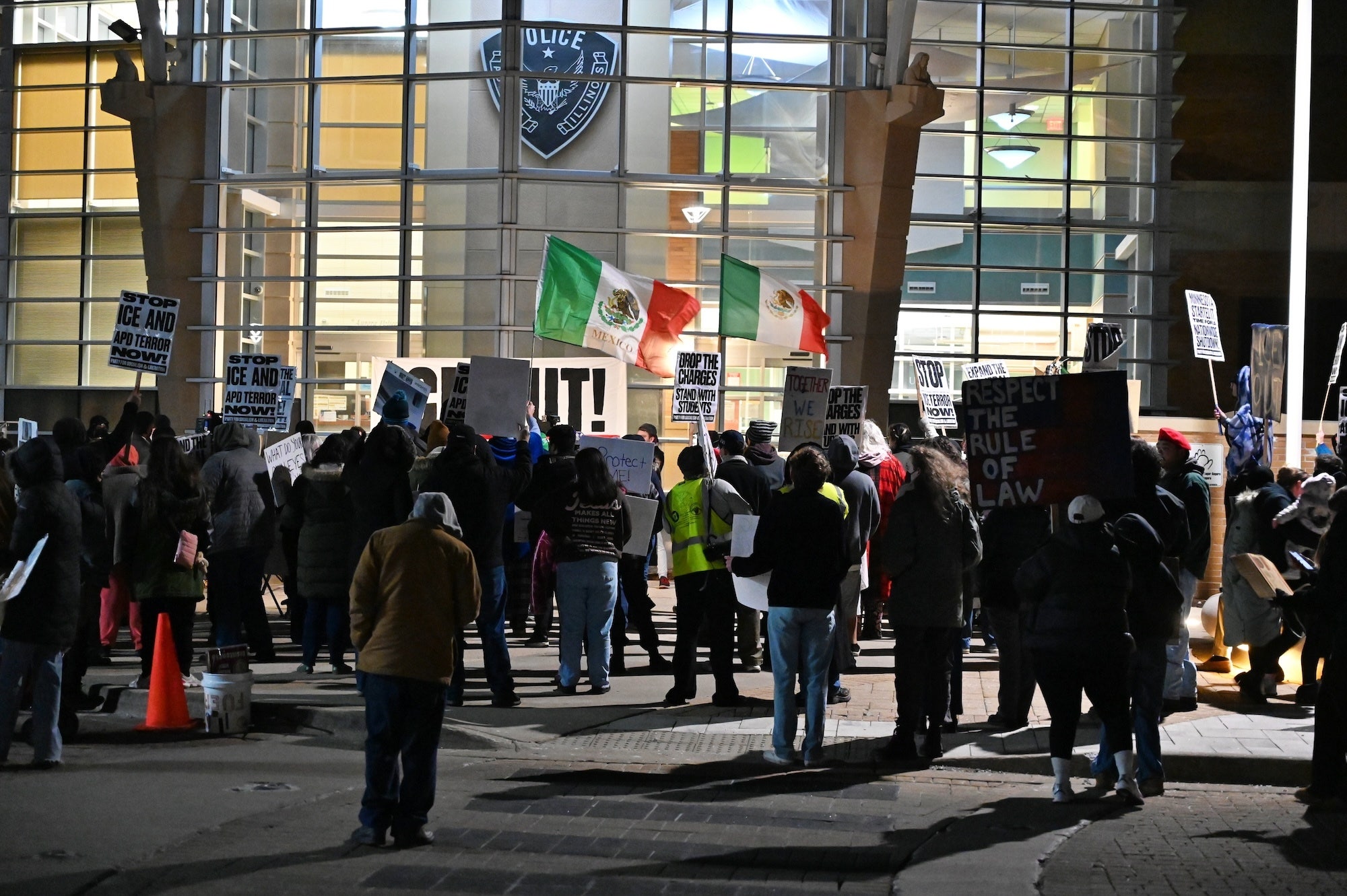 Aurora police justified in handling student anti-ICE protest, prosecutors say
