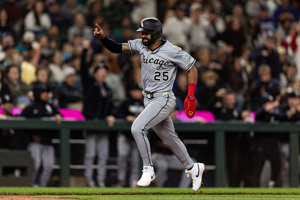 Ninth-inning magic from Benintendi and Taylor lifts White Sox over Mariners
