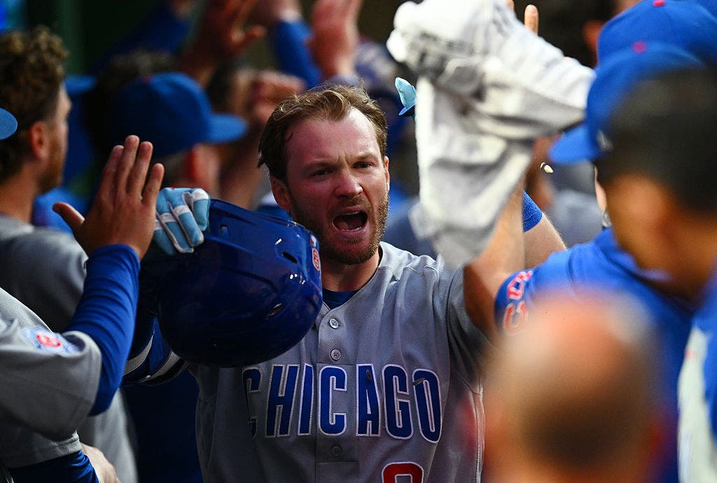 Cubs snap 10-game losing streak as Ian Happ has 5 RBIs in win over Pirates
