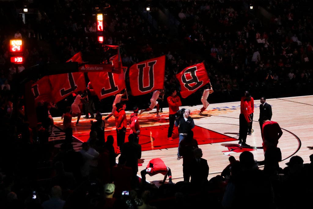Column: Bryson Graham, saying all the right things, is the fresh start the Chicago Bulls need