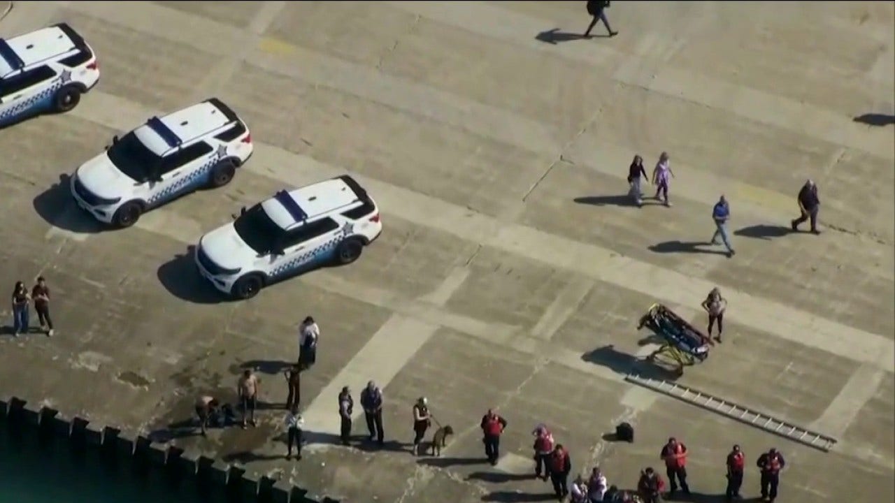 Body recovered from Lake Michigan near Oak Street Beach: police