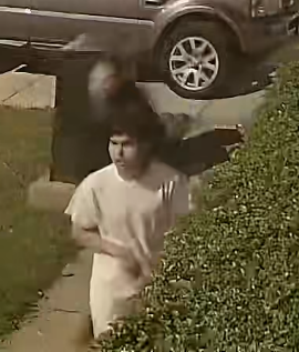 Cicero police searching for suspect in fatal alley shooting