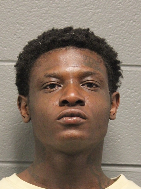 Chicago man charged in two armed robberies, business theft