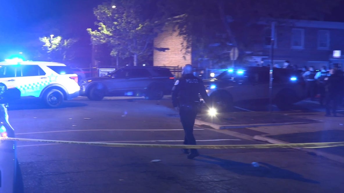 4 teens shot, injured on West Side, police say