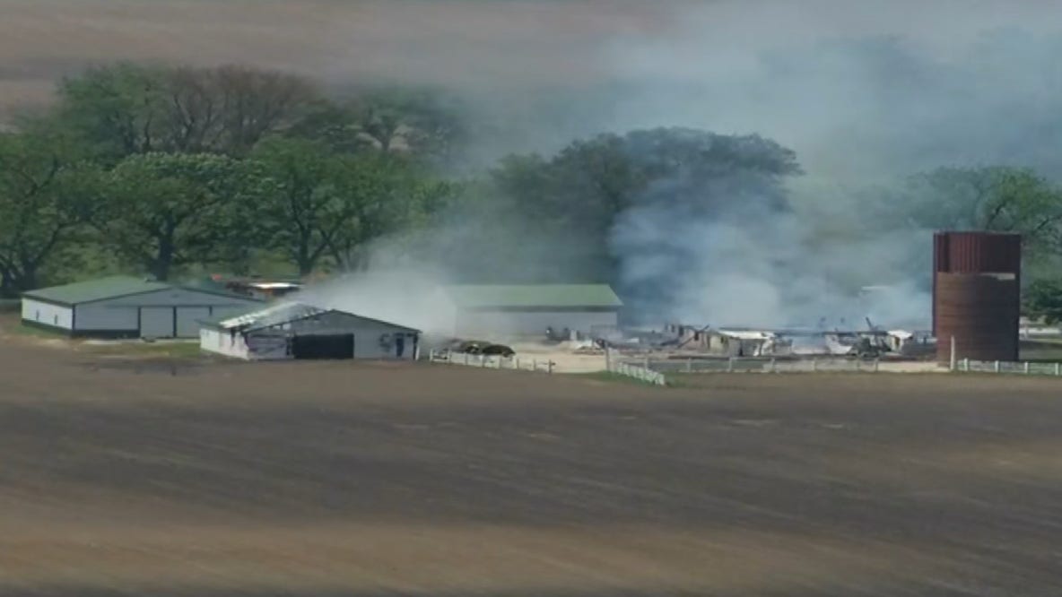Residents urged to avoid area of active fire in Chicago’s northwest suburbs