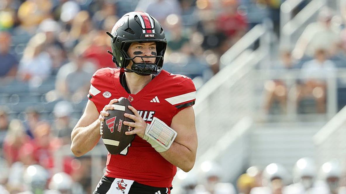 How Miller Moss can factor into the future of the Chicago Bears QB room
