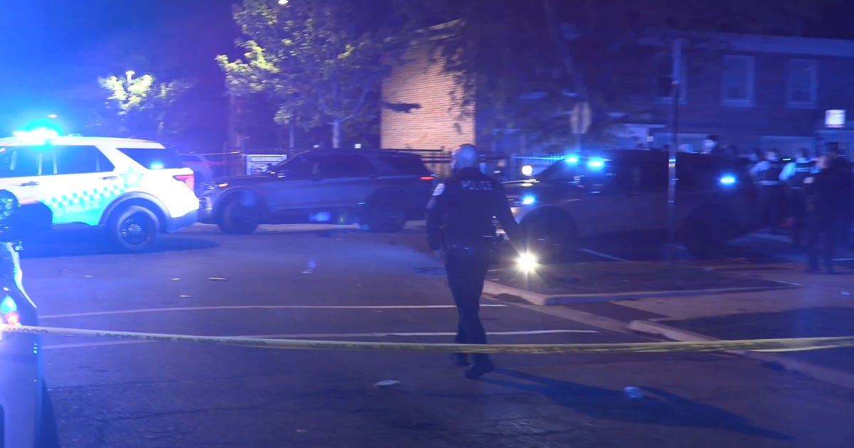 Chicago crime: 4 teens shot, injured on West Side, police say | FOX 32 ...