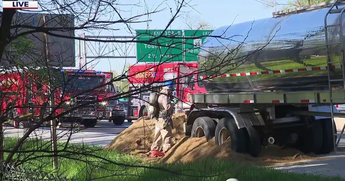Edens Expressway ramp reopens to traffic after semi-truck leak