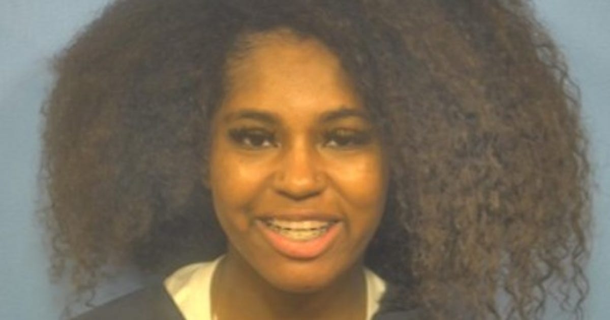Suburban Chicago woman accused of high-speed chase, biting officer held ...