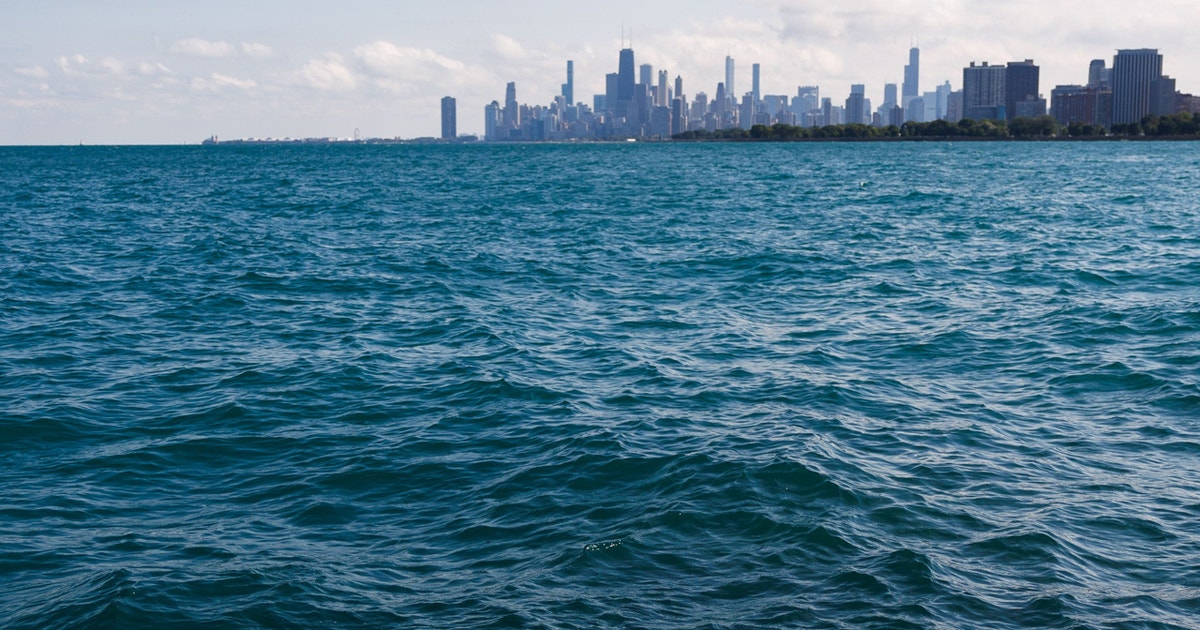 Chicago weather: Beach hazards in effect along Lake Michigan
